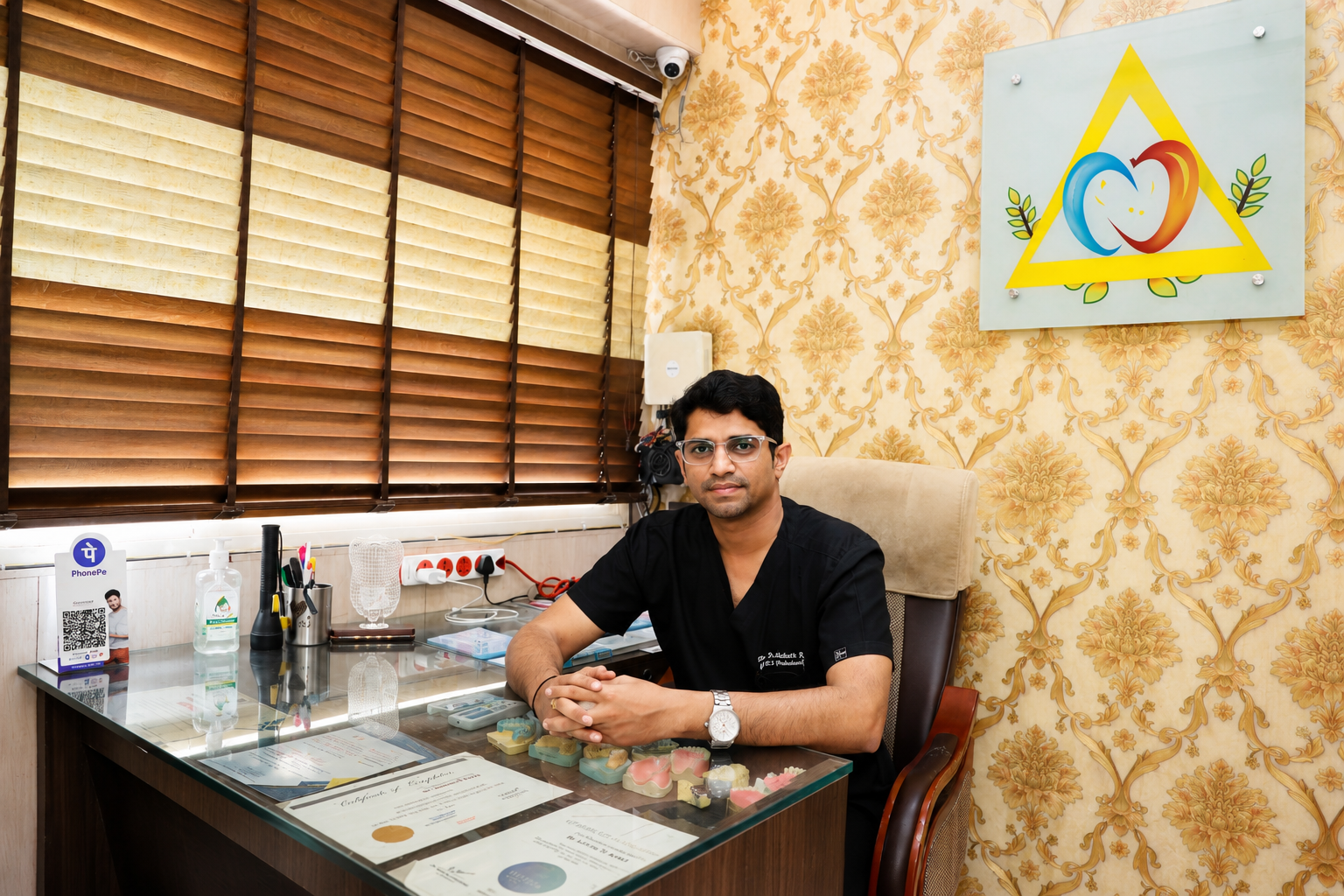 Dr Ashwin Kodgi